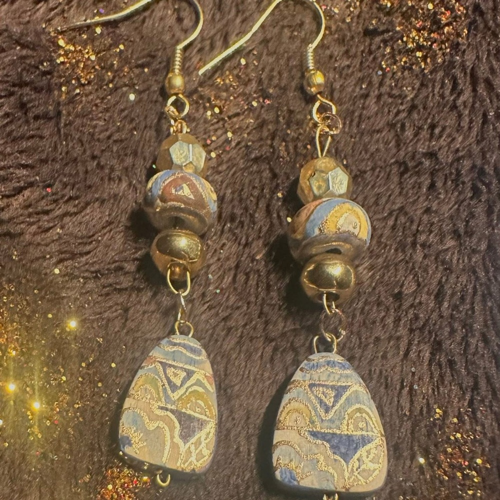 Elegant Gold and Blue Dangle Earrings